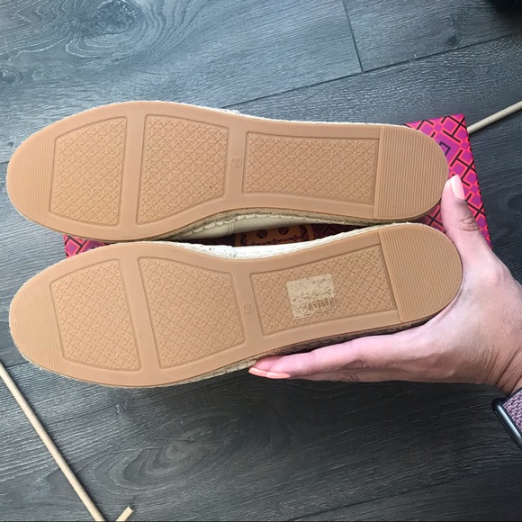 Tory Burch New cream gold espadrille - Picture 9 of 16